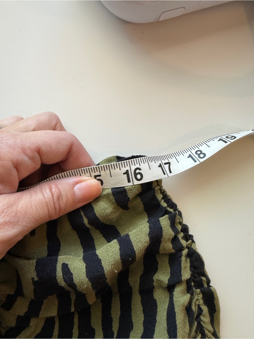 Zara Zebra Print Ruffle Ruched Mini Skirt Chartreuse Olive Green Large - Picture 5 of 5